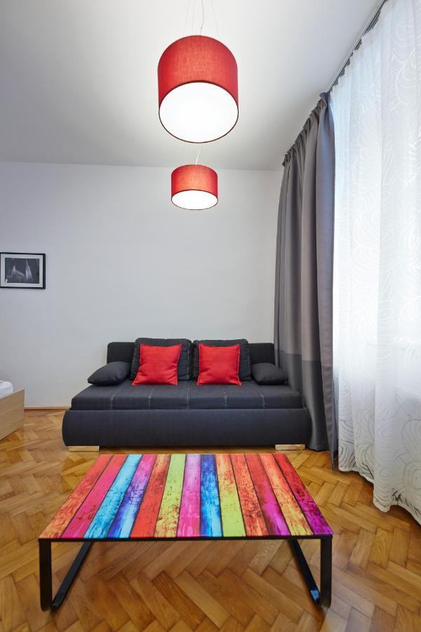 Stadthalle - Familycityapartment Vienna Luaran gambar